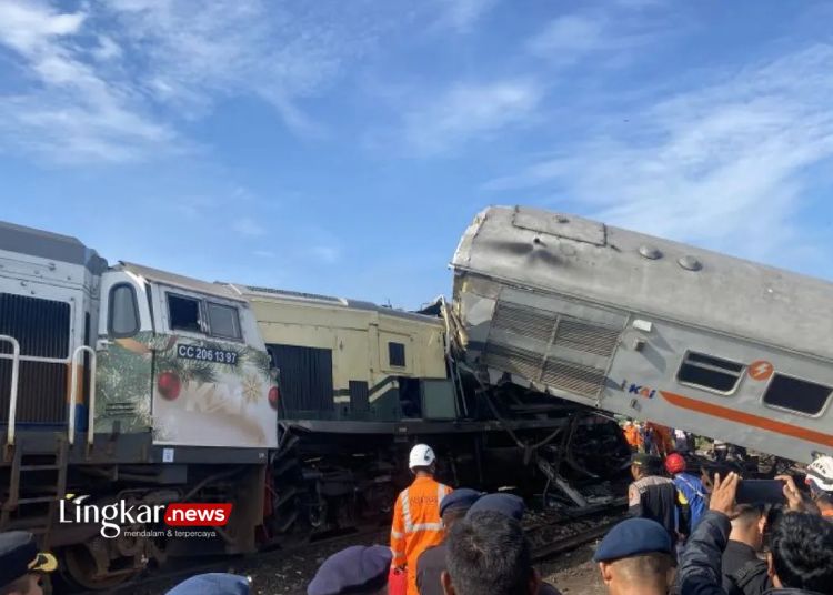 Kecelakaan Kereta di Cicalengka, KA Turangga Tabrak KA Bandung Raya