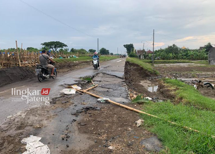 Banyak Ruas Jalan Rusak Akibat Banjir, Bupati Demak: Sudah Pendataan untuk Segera Diperbaiki